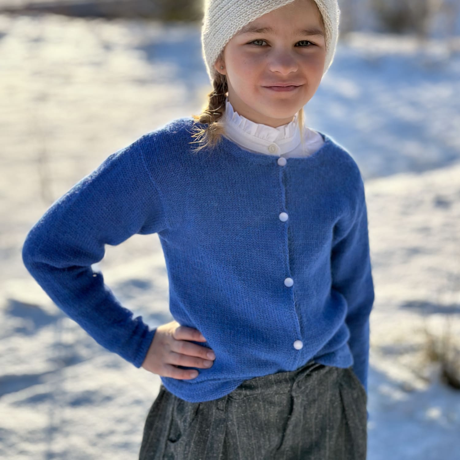 Marais-cardigan-barn-5